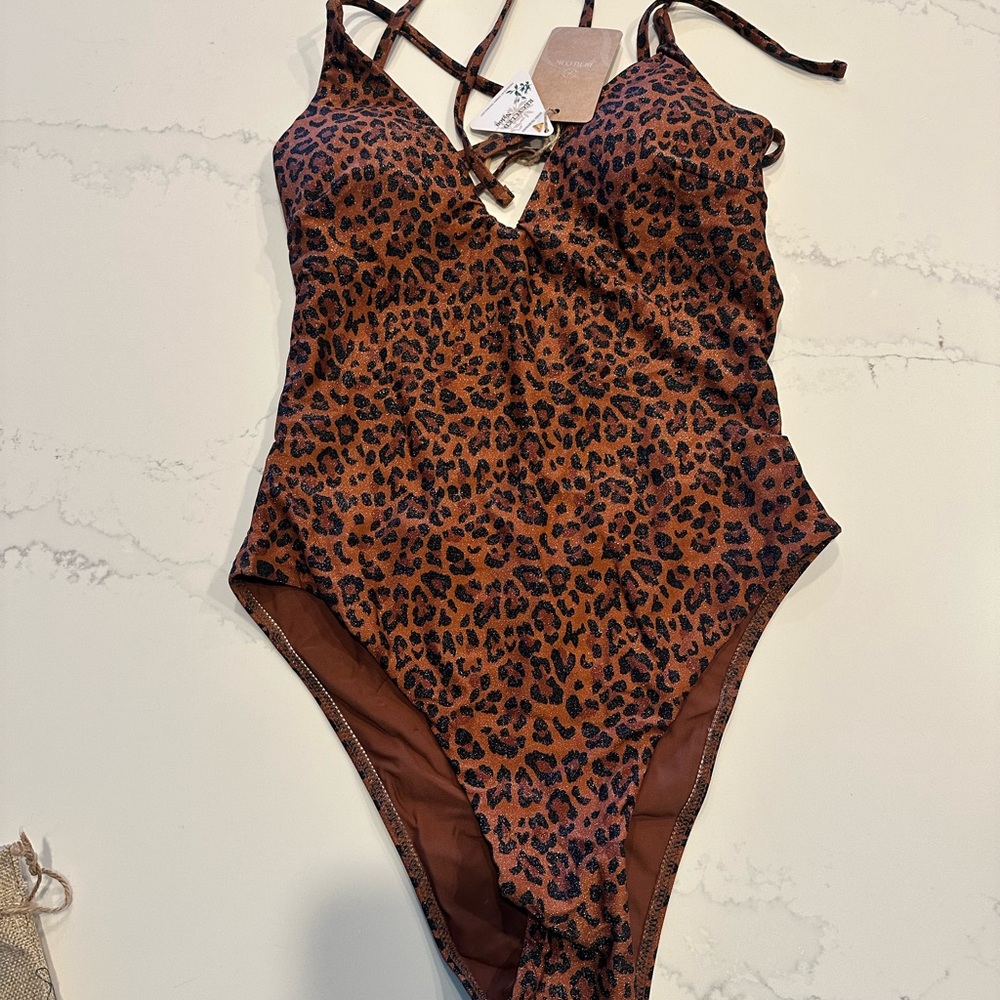 Berlook Leopard Print One Piece Swimsuit